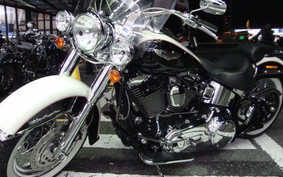 HARLEY FLSTN Softail Deluxe 2011 JD5