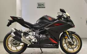 HONDA CBR250RR A MC51