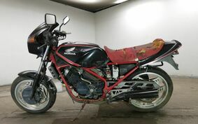 HONDA VT250F MC08