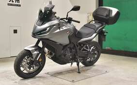 HONDA NT1100 2022 SC84