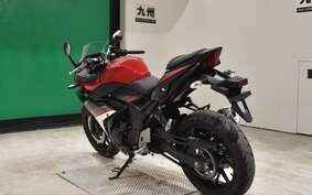 SUZUKI GSX250R DN11A