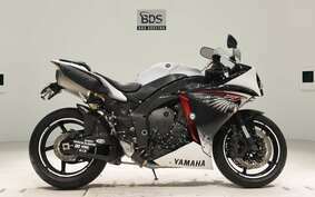 YAMAHA YZF-R1 2013