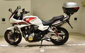 HONDA CB1300SF SUPER BOLDOR 2011 SC54