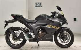 SUZUKI GIXXER 250 ED22B