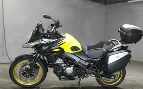 SUZUKI DL650 ( V-Strom 650 ) XT 2017 C733A