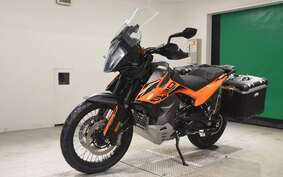 KTM 890 ADVENTURE	 2023 TS640