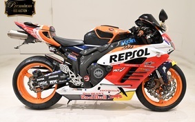 HONDA CBR1000RR 2004 SC57