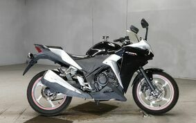 HONDA CBR250R MC42