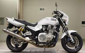 YAMAHA XJR1300 2000 RP03J