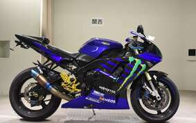 YAMAHA YZF-R1 1999 RN01