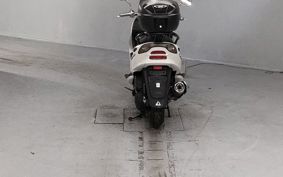 YAMAHA MAJESTY 125 SE27