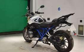 BMW R1200R 2019 0A04