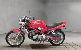 SUZUKI BANDIT 250 GJ74A