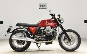 MOTO GUZZI V7 CLASSIC 2013 LWJ0