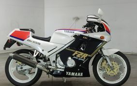 YAMAHA FZR250 2KR