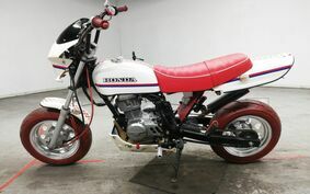 HONDA APE 100 HC07