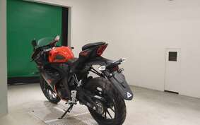 SUZUKI GSX-R125 DL33B