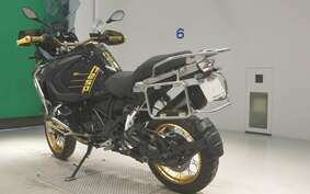 BMW R1250GS ADVENTURE 2022 0M11