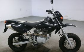 HONDA XR100 MOTARD HD13