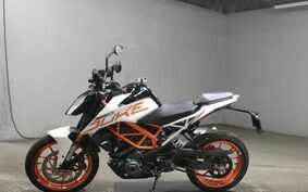 KTM 390 DUKE 2017 JPJ40