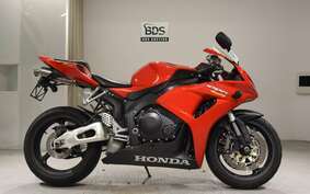 HONDA CBR1000RR 2006 SC57