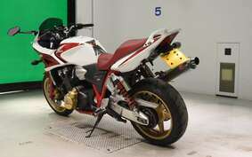 HONDA CB1300SB SUPER BOLDOR A 2006 SC54