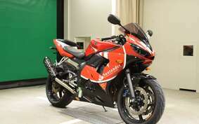 YAMAHA YZF-R6 2004 RJ05