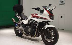 HONDA CB1300SB SUPER BOLDOR A 2010 SC54