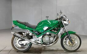 SUZUKI BANDIT 250 GJ74A