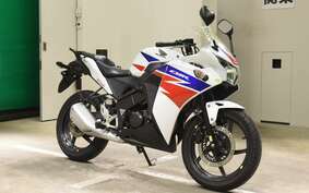 HONDA CBR125R JC50