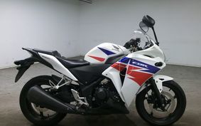 HONDA CBR250R Fi MC41