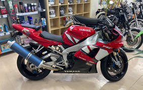 YAMAHA YZF-R1 2001 RN04