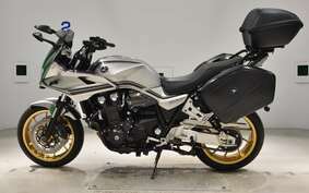 HONDA CB1300SB SUPER BOLDOR EP 2021 SC54