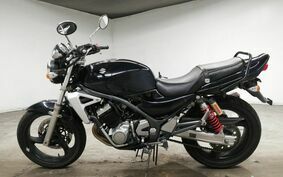 SUZUKI GSX250FX ZR250C