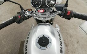 SUZUKI GSX250FX ZR250C