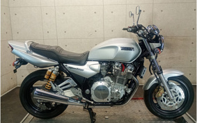 YAMAHA XJR1300 2001 RP01J