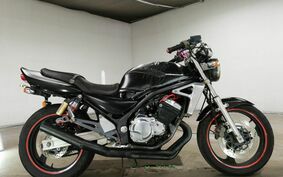 SUZUKI GSX250FX ZR250C