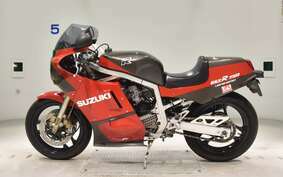 SUZUKI GSX-R750 1986 GR71G