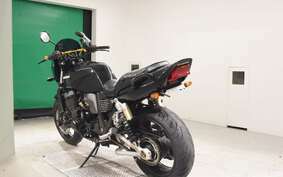 KAWASAKI ZRX1100 1998 ZRT10C