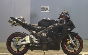 HONDA CBR600RR 2004 PC37