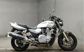 YAMAHA XJR1300 1999 RP01J