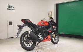 SUZUKI GSX-R125 DL33B