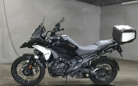 BMW R1300GSツーリング 2024 0M21