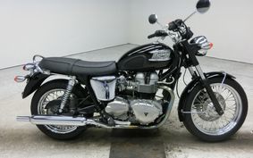 TRIUMPH BONNEVILLE 2005 J900TM