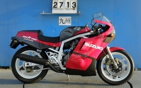 SUZUKI GSX-R750 GR71G