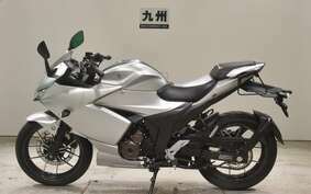 SUZUKI GIXXER 250 SF ED22B