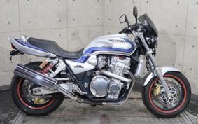 HONDA CB1300SF SUPER FOUR SC40
