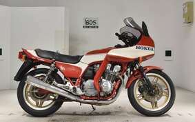 HONDA CB900F 2023 SC01