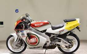 SUZUKI RGV250 Gamma VJ22A