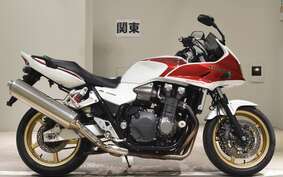 HONDA CB1300SB SUPER BOLDOR A 2010 SC54